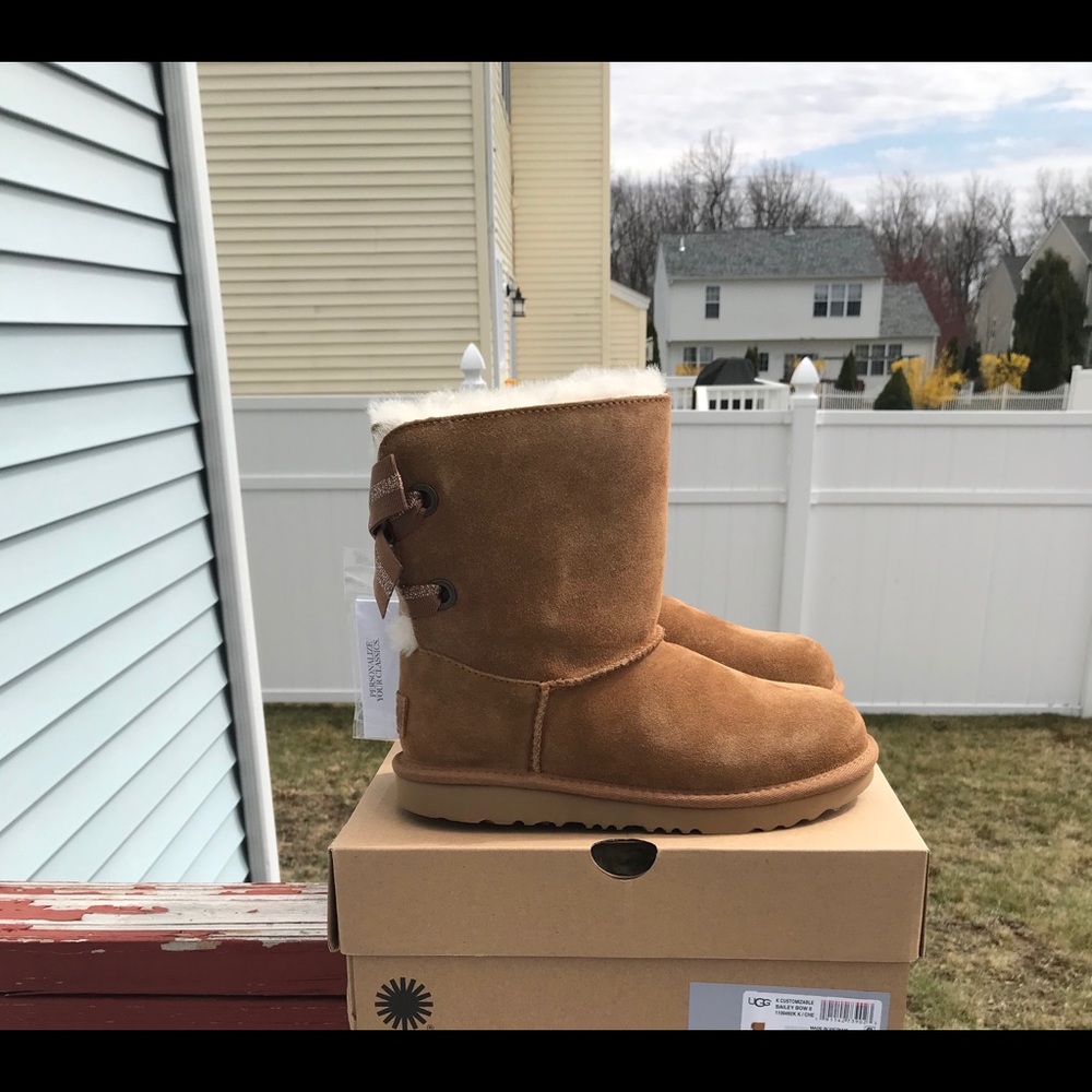 UGG Customizable Bailey Bow II - Picture 6 of 8